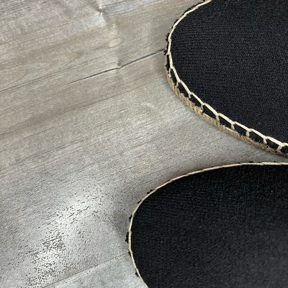 Prada shoes - Picture 4 of 5